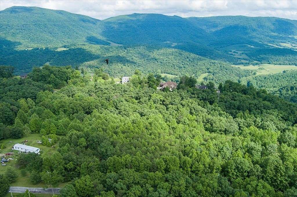 2.5 Acres of Residential Land for Sale in Crossville, Tennessee