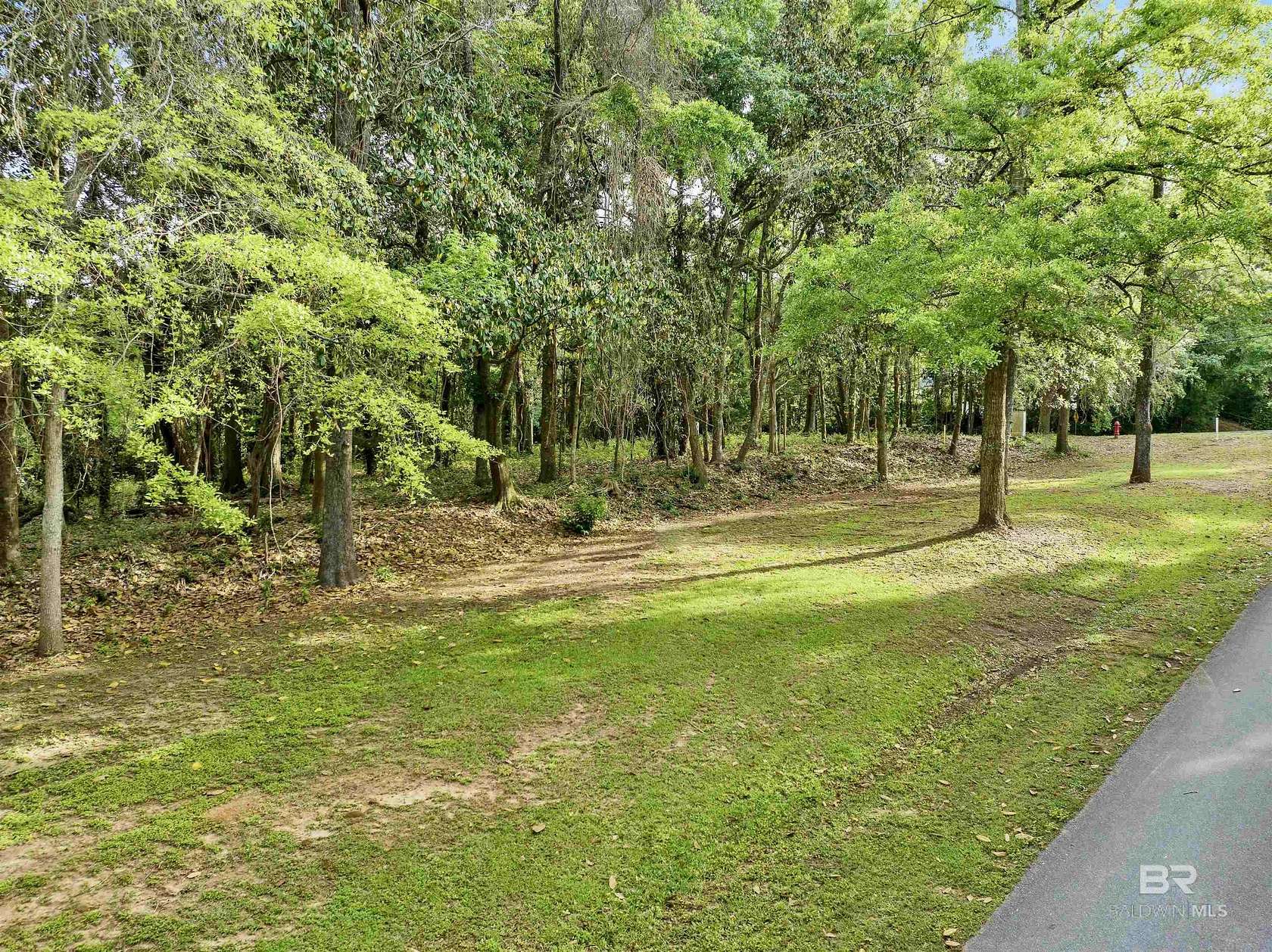 1 Acre of Residential Land for Sale in Fairhope, Alabama