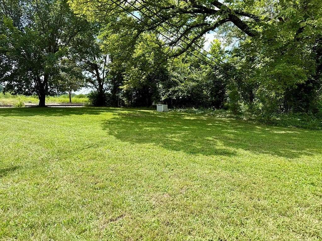 0.3 Acres of Mixed-Use Land for Sale in Brookneal, Virginia