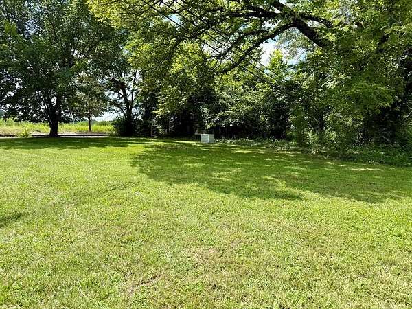 0.3 Acres of Commercial Land for Sale in Brookneal, Virginia