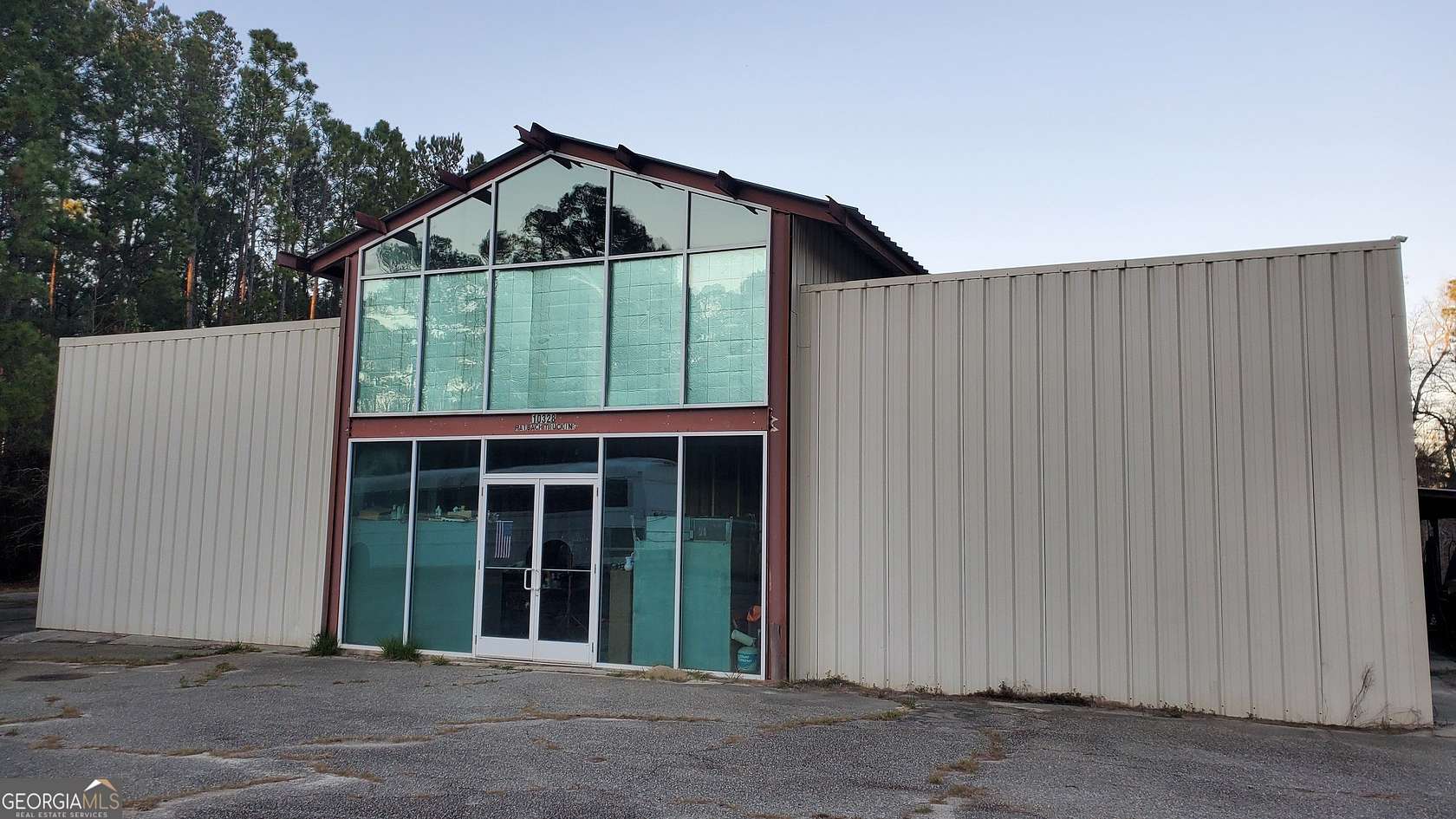 3 Acres of Improved Commercial Land for Sale in Soperton, Georgia