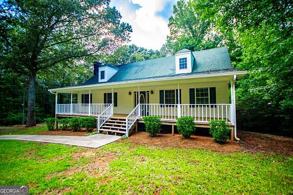 3.48 Acres of Residential Land with Home for Sale in Whitesburg, Georgia