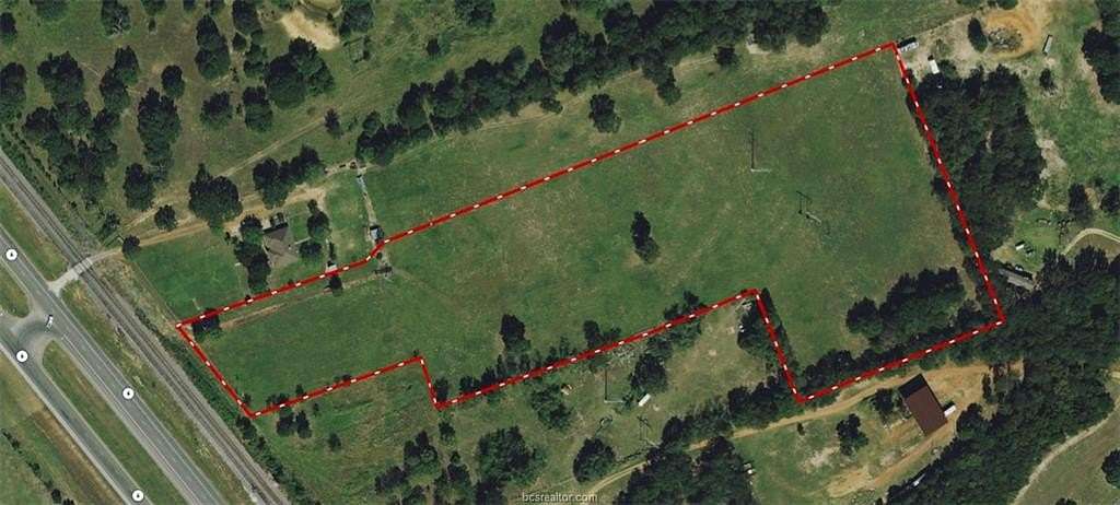 11.6 Acres of Mixed-Use Land for Sale in Hearne, Texas