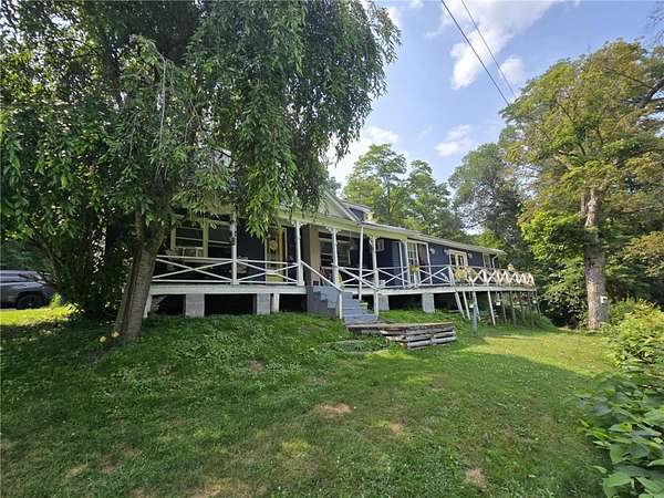 3.44 Acres of Residential Land with Home for Sale in Veteran Town, New York