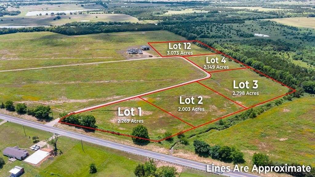 1.67 Acres of Residential Land for Sale in Paris, Texas
