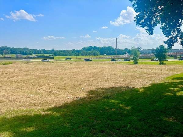 1.15 Acres of Commercial Land for Sale in Flower Mound, Texas