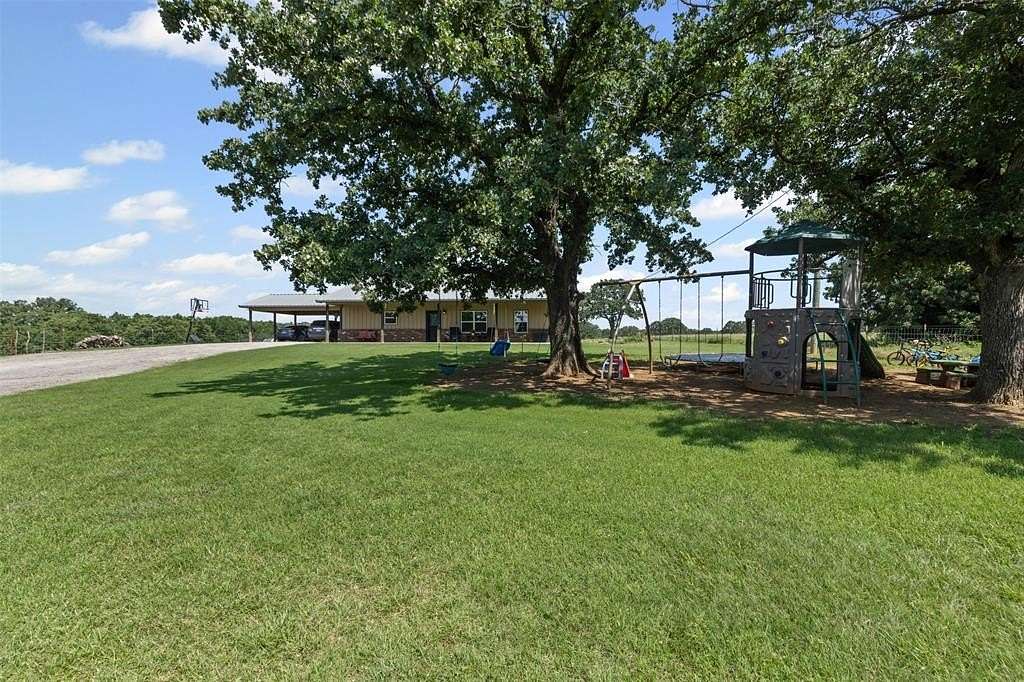 10.4 Acres of Land with Home for Sale in Covington, Texas