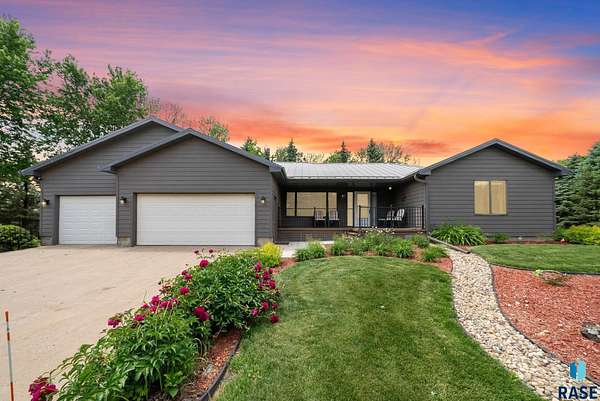 3 Acres of Residential Land with Home for Sale in Tea, South Dakota