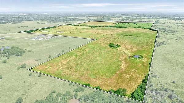 213 Acres of Agricultural Land for Sale in Whitesboro, Texas