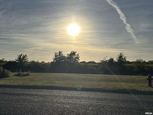 0.3 Acres of Residential Land for Sale in Washington, Illinois