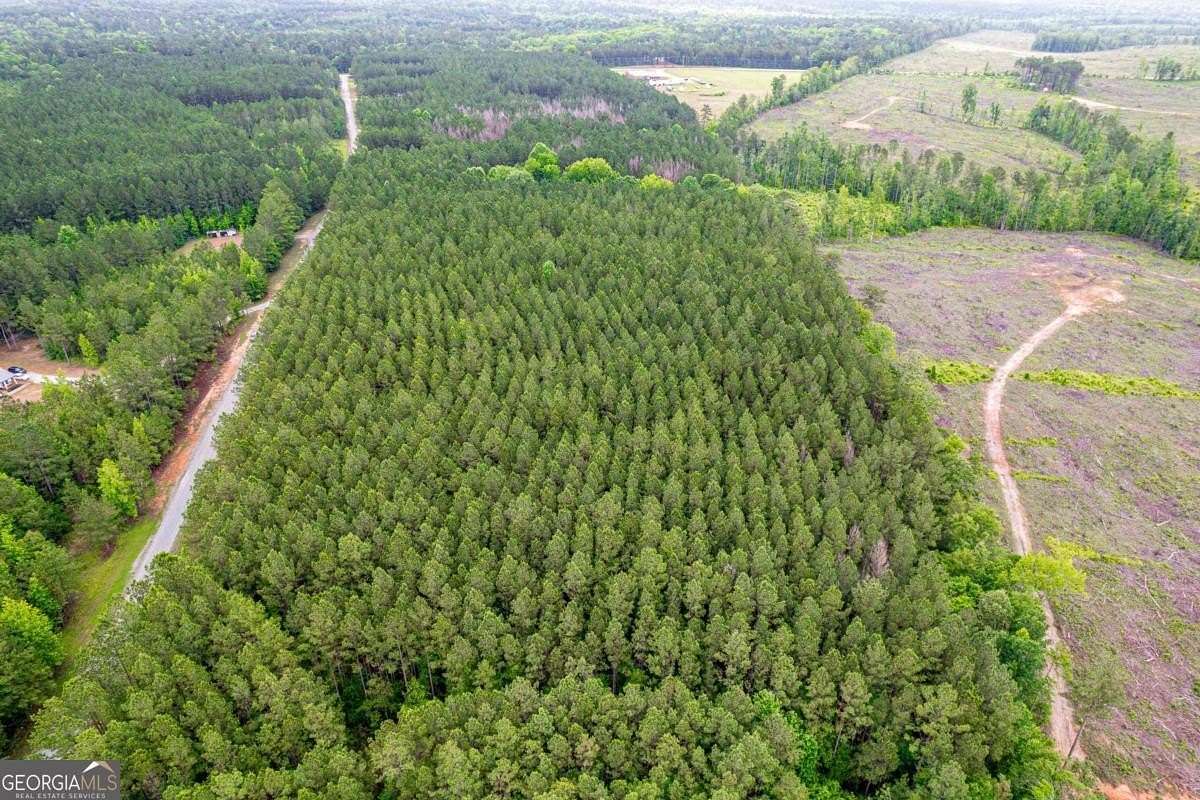 5 Acres of Residential Land for Sale in Eatonton, Georgia