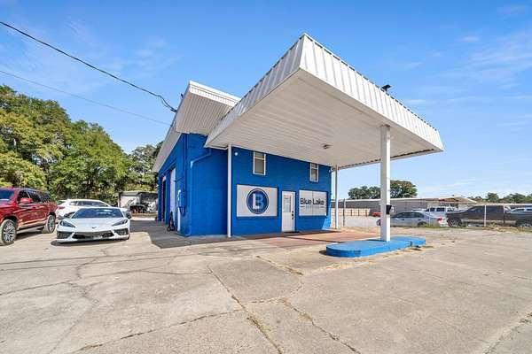 0.9 Acres of Mixed-Use Land for Sale in Fort Walton Beach, Florida