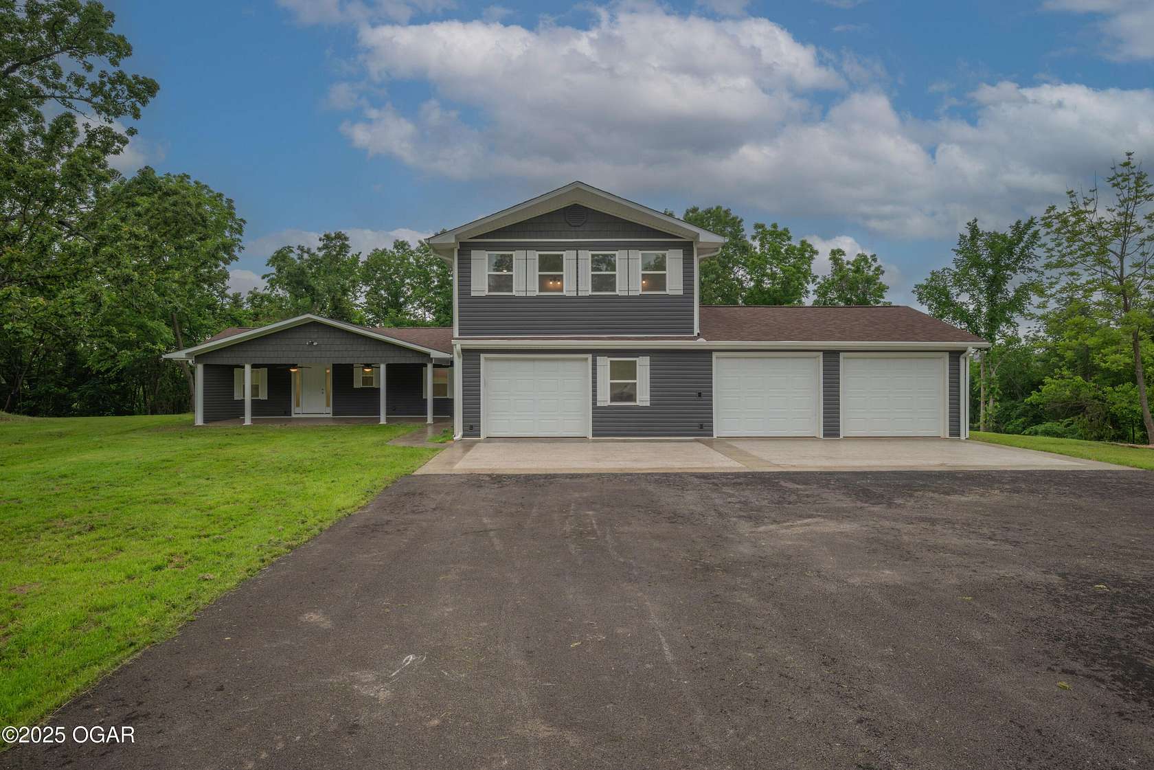 8 Acres of Residential Land with Home for Sale in Goodman, Missouri