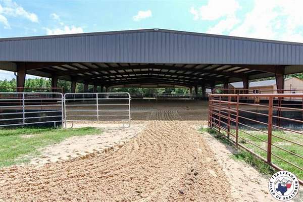 273 Acres of Agricultural Land for Sale in Atlanta, Texas