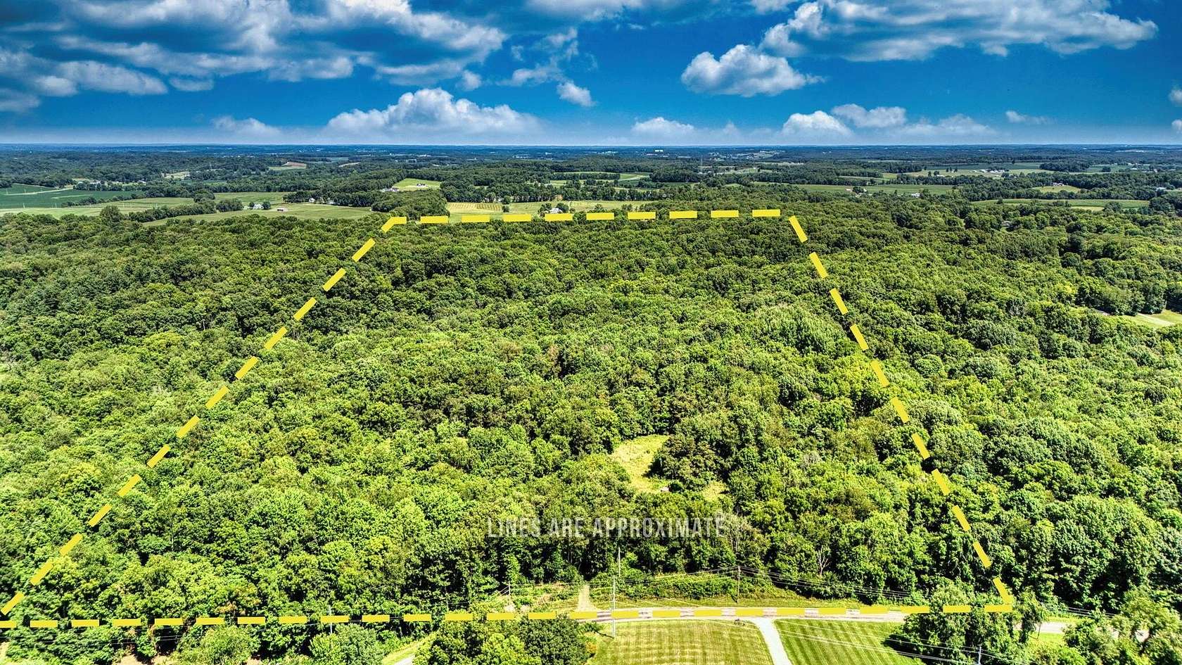 90 Acres of Recreational Land for Sale in St. Louisville, Ohio
