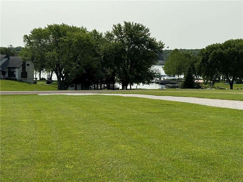 0.9 Acres of Residential Land for Sale in Gallatin, Missouri