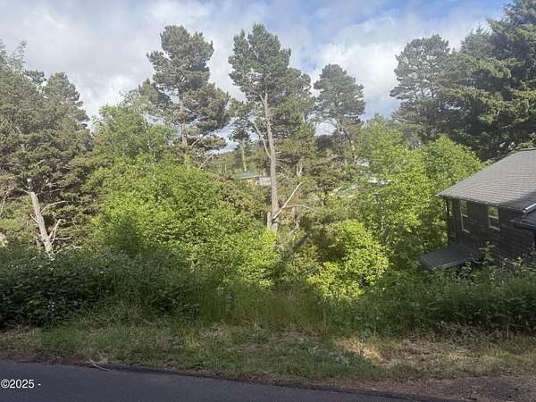 0.14 Acres of Residential Land for Sale in Lincoln City, Oregon