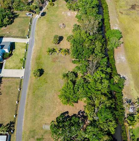 1.25 Acres of Land for Sale in Tampa, Florida