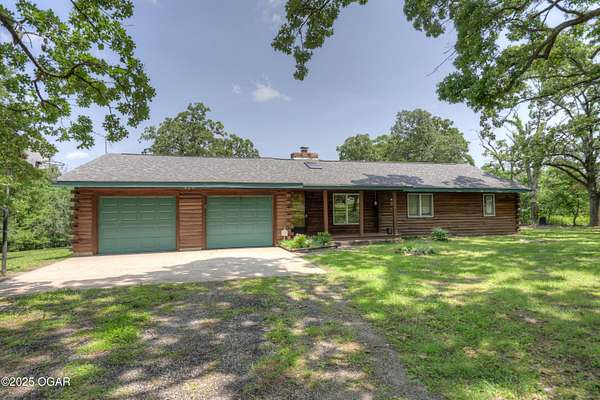 10 Acres of Land with Home for Sale in Galena, Kansas