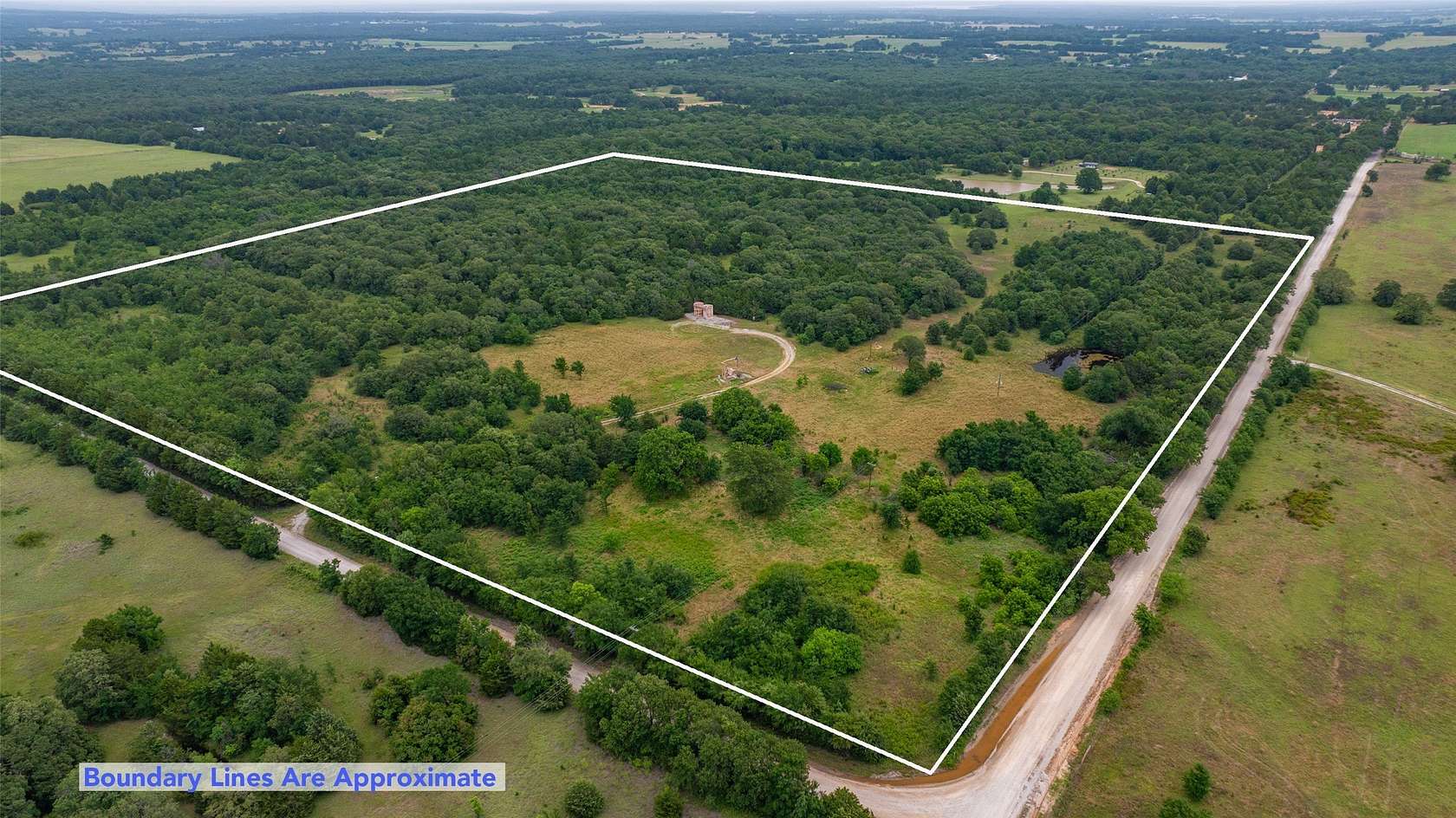 33.6 Acres of Land for Sale in Whitesboro, Texas