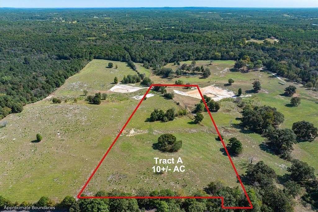10 Acres of Land for Sale in Big Sandy, Texas