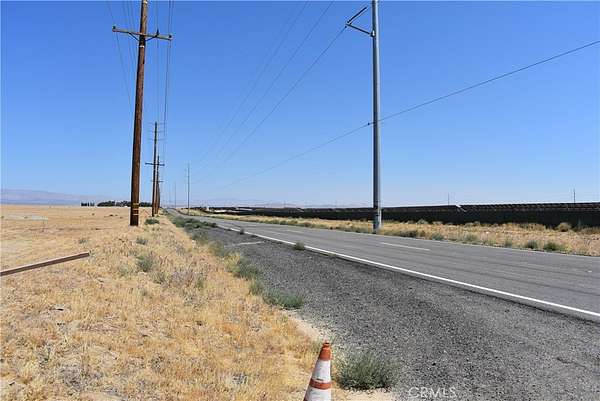 9.75 Acres of Land for Sale in Lancaster, California