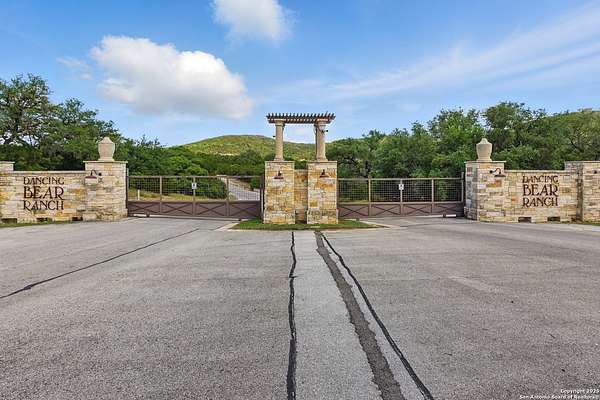 1.6 Acres of Residential Land for Sale in Mico, Texas