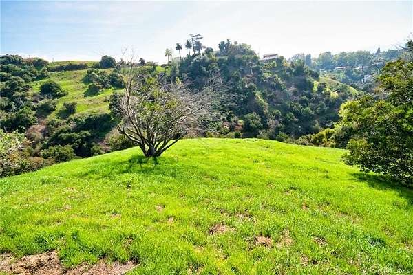0.95 Acres of Land for Sale in La Habra Heights, California