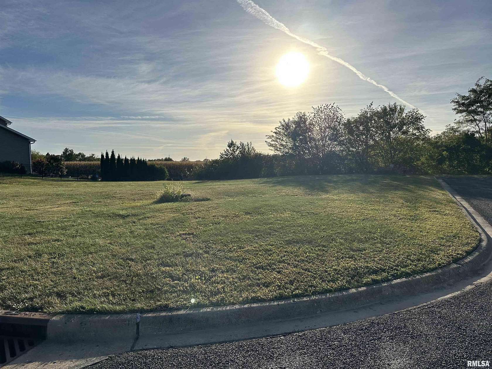 0.27 Acres of Residential Land for Sale in Washington, Illinois