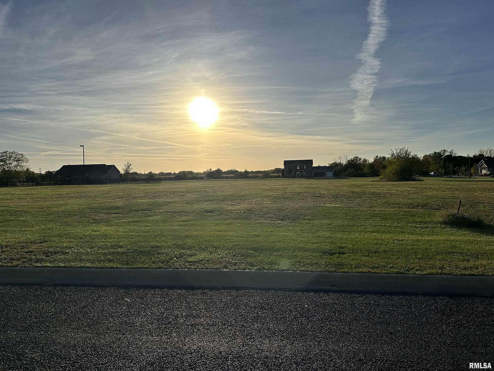 0.38 Acres of Residential Land for Sale in Washington, Illinois