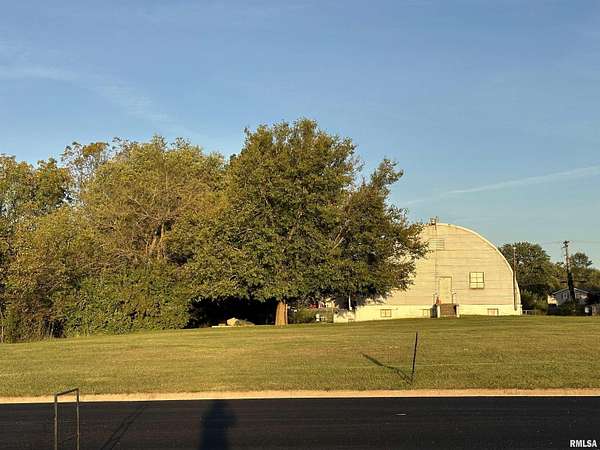 0.27 Acres of Residential Land for Sale in Washington, Illinois