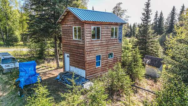 3.9 Acres of Land with Home for Sale in Ninilchik, Alaska