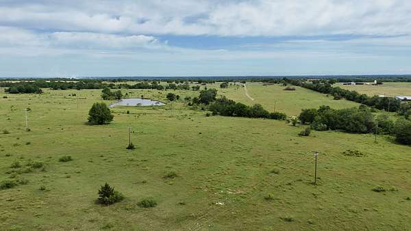 77 Acres of Recreational Land & Farm for Sale in Gainesville, Texas