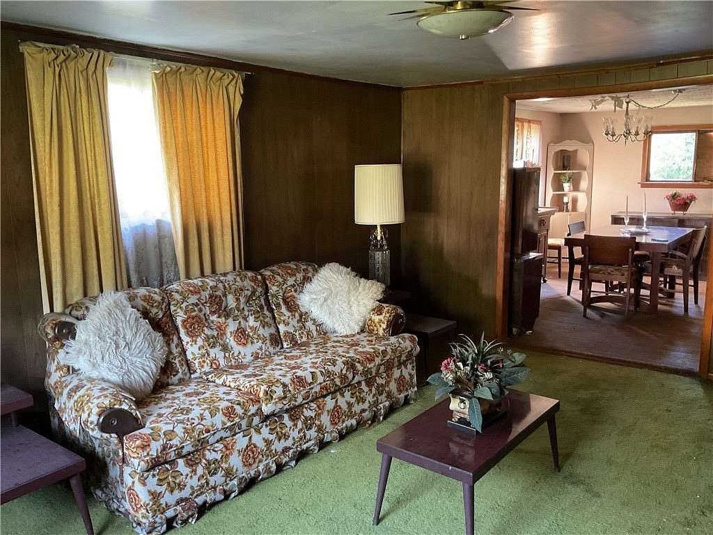 8.5 Acres of Residential Land with Home for Sale in New Salem, Pennsylvania