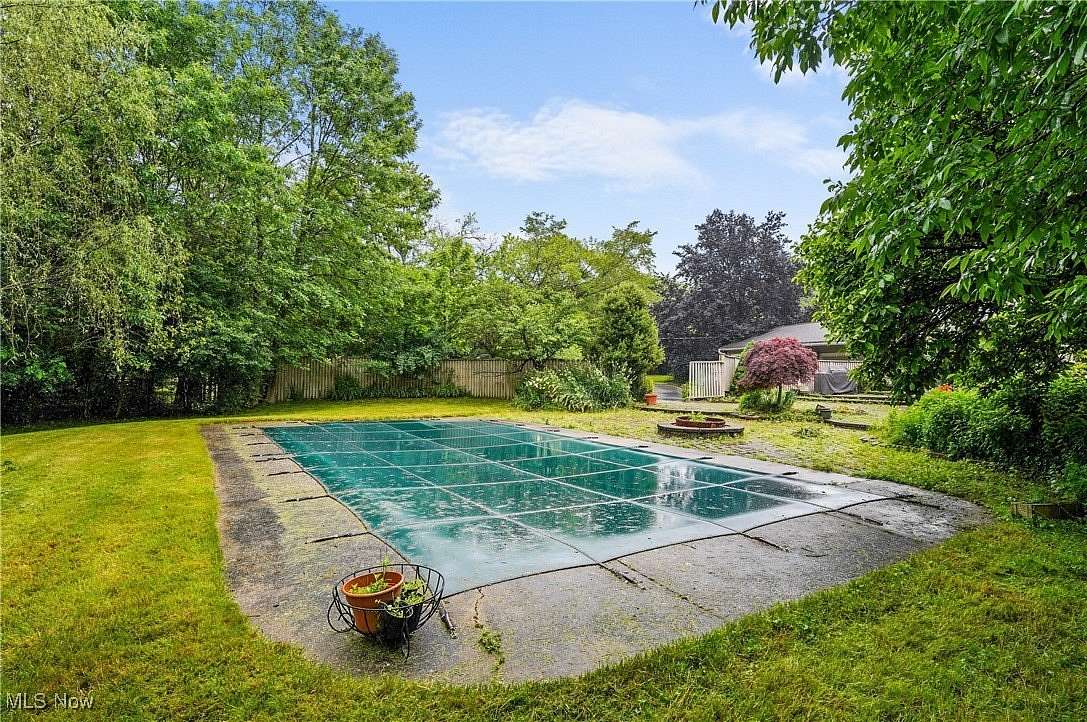 3.1 Acres of Residential Land with Home for Sale in Hudson, Ohio