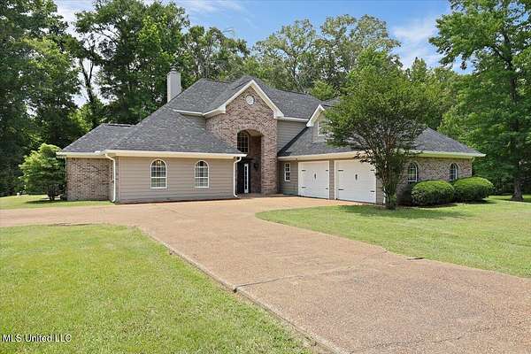 2 Acres of Residential Land with Home for Sale in Jackson, Mississippi