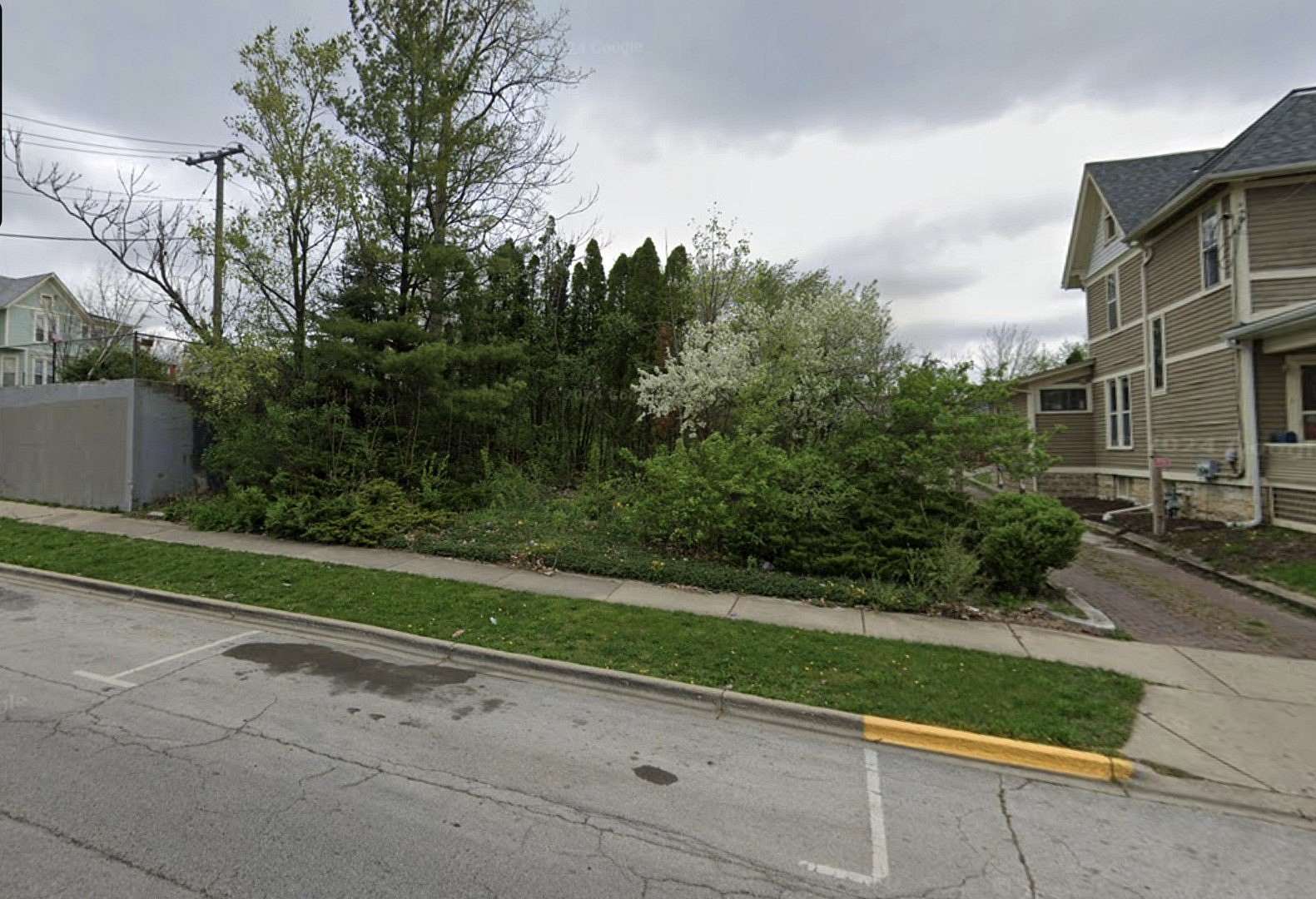 0.25 Acres of Commercial Land for Sale in Aurora, Illinois