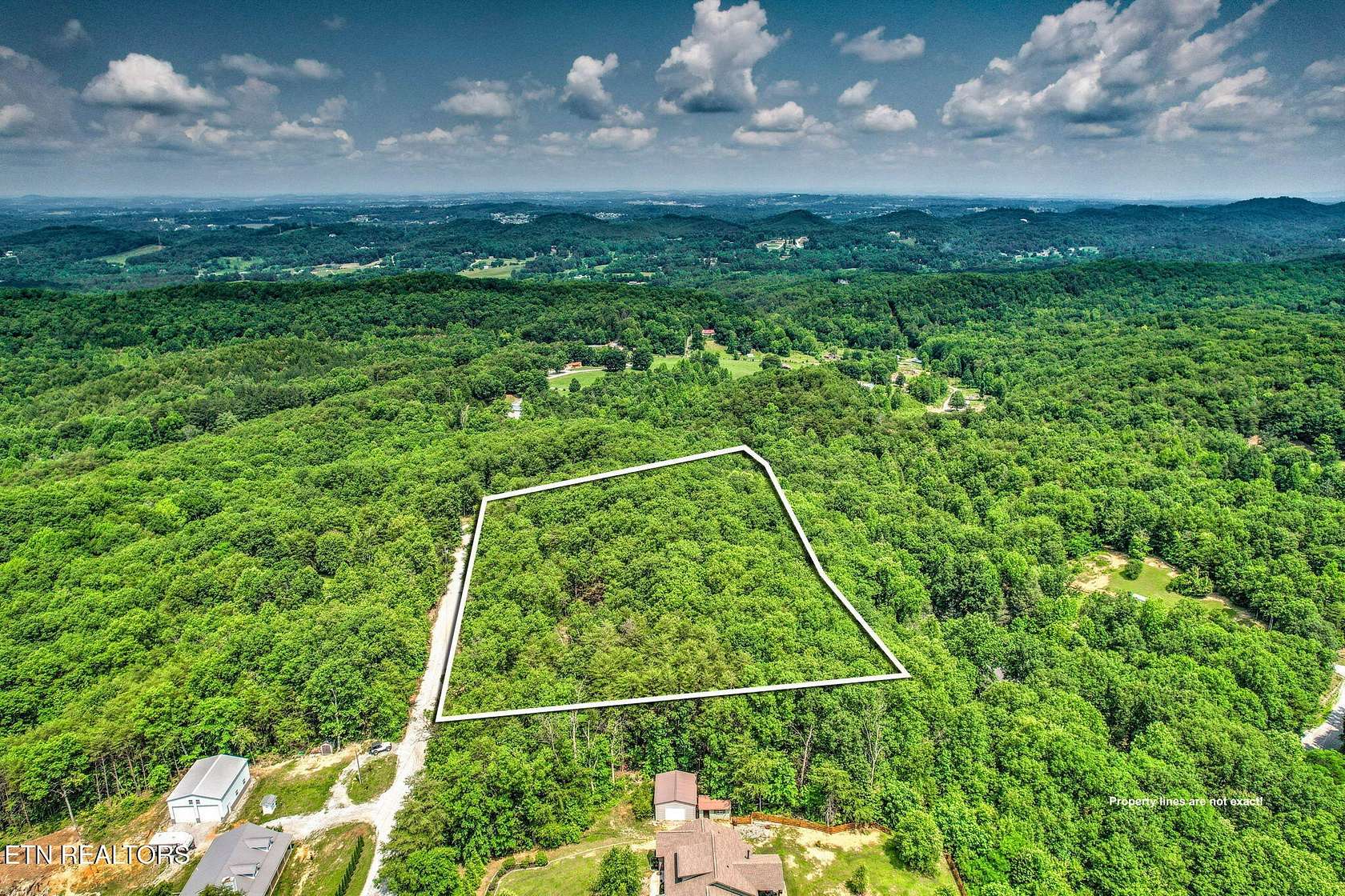 5 Acres of Residential Land for Sale in Maryville, Tennessee