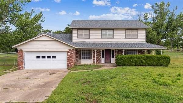 2 Acres of Residential Land with Home for Sale in Owasso, Oklahoma