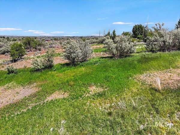 6.67 Acres of Land for Sale in Buhl, Idaho