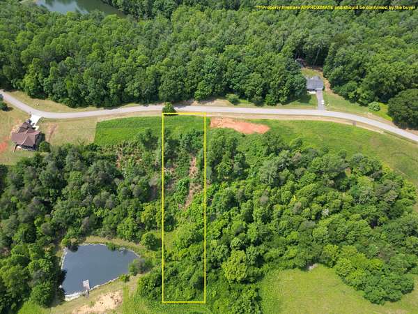 1 Acre of Residential Land for Sale in Vinton, Virginia