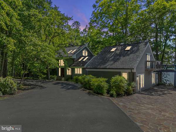 8.66 Acres of Residential Land with Home for Sale in Mineral, Virginia