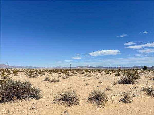 2.27 Acres of Land for Sale in Twentynine Palms, California