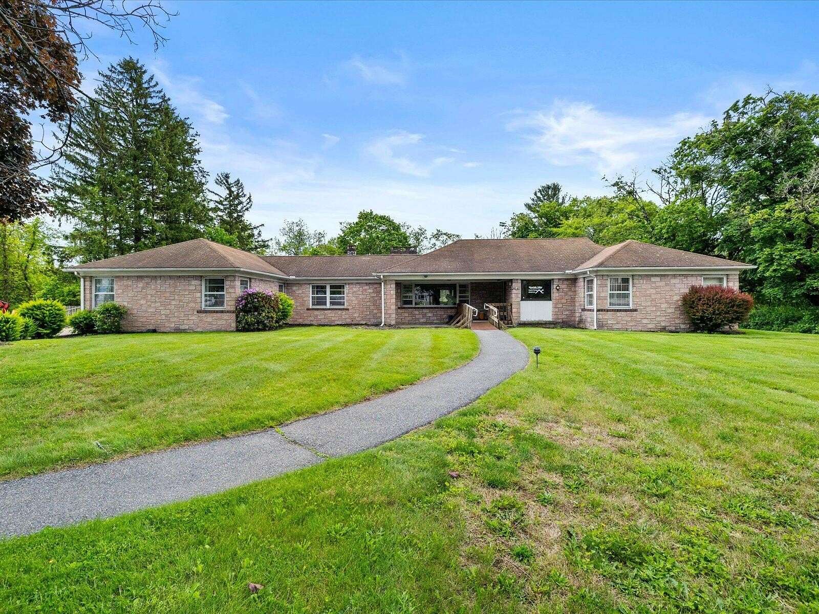 2.6 Acres of Improved Mixed-Use Land for Sale in Brodheadsville, Pennsylvania