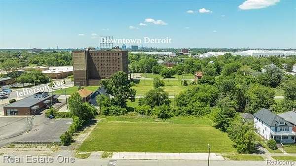0.45 Acres of Commercial Land for Sale in Detroit, Michigan