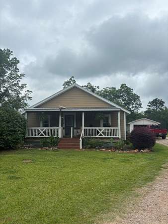 2.83 Acres of Residential Land with Home for Sale in Stapleton, Georgia