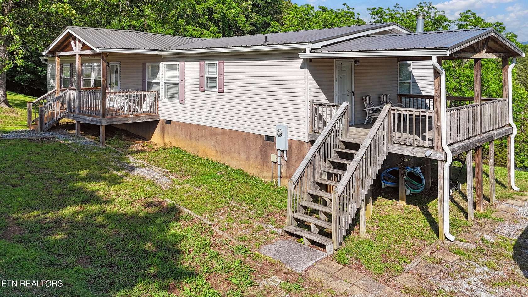 1.7 Acres of Residential Land with Home for Sale in Dandridge, Tennessee