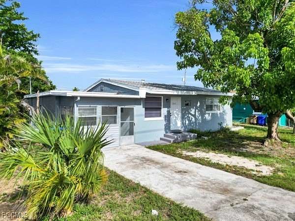 0.15 Acres of Residential Land with Home for Sale in Fort Myers, Florida