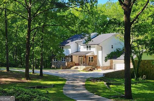 28 Acres of Land with Home for Sale in Conyers, Georgia