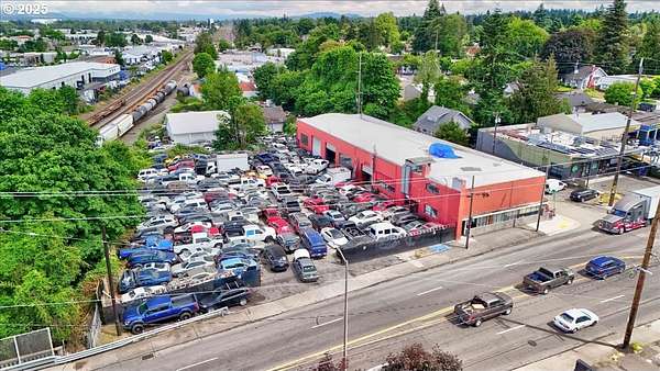 1.58 Acres of Improved Commercial Land for Sale in Portland, Oregon